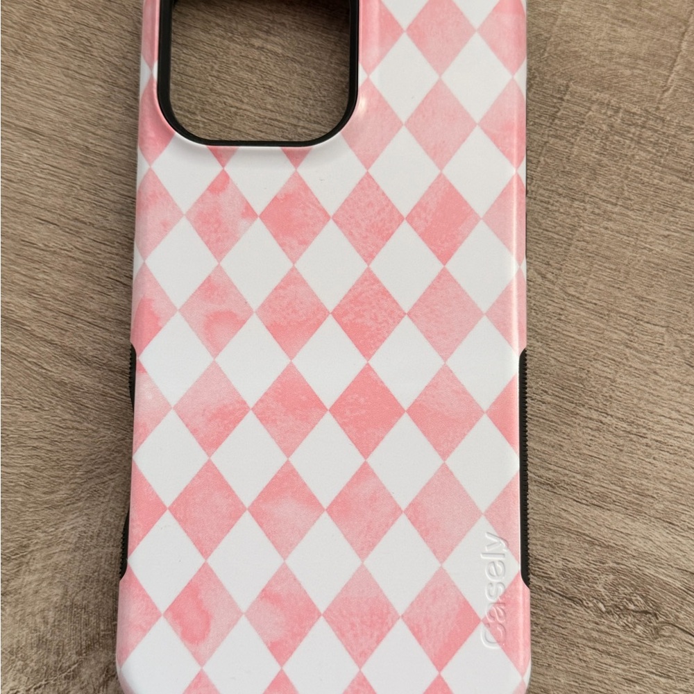 Casely iPhone 16 Pro Max Pink and White Diamond Pattern Phone Case